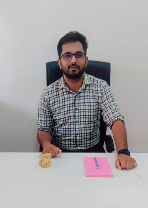 Dr. KRISHNA'S  DENTAL CLINIC AND IMPLANT CENTRE