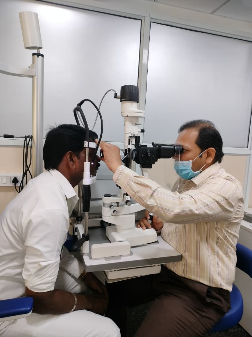 COMPUTERIZED EYE EXAMINATION